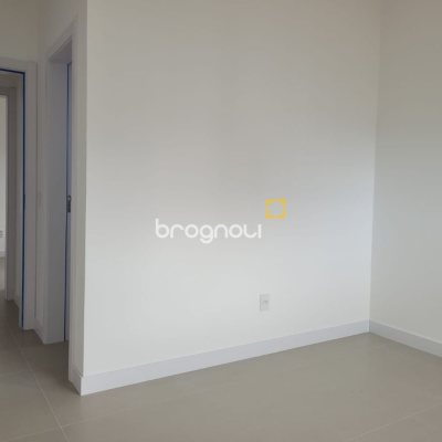 Apartamento com 73m², 2 quartos (sendo 2 suítes), 1 garagem, no bairro Beira Mar Norte em Florianópolis