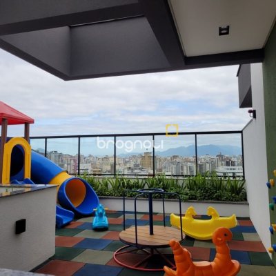 Apartamento com 73m², 2 quartos (sendo 2 suítes), 1 garagem, no bairro Beira Mar Norte em Florianópolis