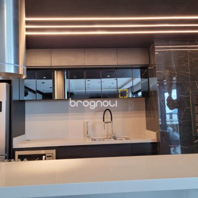 Apartamento com 73m², 2 quartos (sendo 2 suítes), 1 garagem, no bairro Beira Mar Norte em Florianópolis