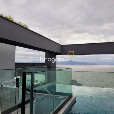 Apartamento com 73m², 2 quartos (sendo 2 suítes), 1 garagem, no bairro Beira Mar Norte em Florianópolis
