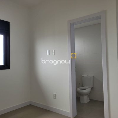 Apartamento com 73m², 2 quartos (sendo 2 suítes), 1 garagem, no bairro Beira Mar Norte em Florianópolis