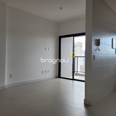 Apartamento com 73m², 2 quartos (sendo 2 suítes), 1 garagem, no bairro Beira Mar Norte em Florianópolis