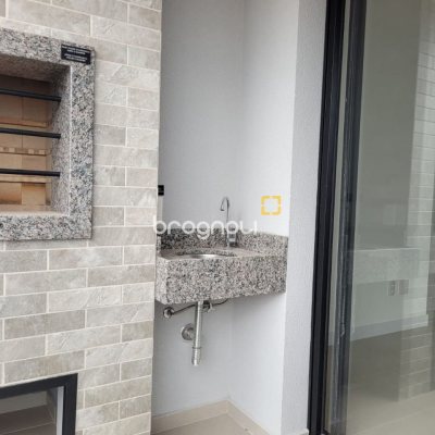 Apartamento com 73m², 2 quartos (sendo 2 suítes), 1 garagem, no bairro Beira Mar Norte em Florianópolis