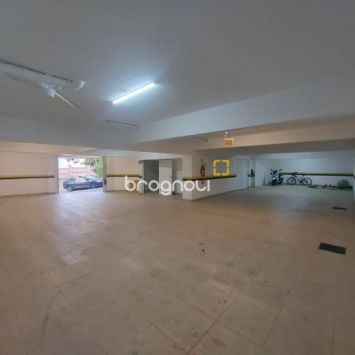 Casa com 475m², 7 quartos (sendo 7 suítes), 8 garagens, no bairro Canasvieiras em Florianópolis