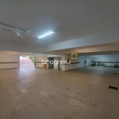 Casa com 475m², 7 quartos (sendo 7 suítes), 8 garagens, no bairro Canasvieiras em Florianópolis