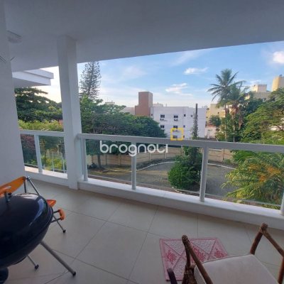 Casa com 475m², 7 quartos (sendo 7 suítes), 8 garagens, no bairro Canasvieiras em Florianópolis
