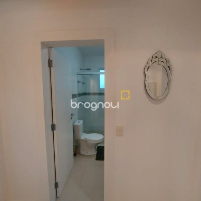 Casa com 475m², 7 quartos (sendo 7 suítes), 8 garagens, no bairro Canasvieiras em Florianópolis