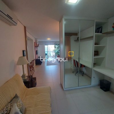 Casa com 475m², 7 quartos (sendo 7 suítes), 8 garagens, no bairro Canasvieiras em Florianópolis