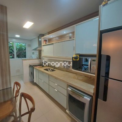 Casa com 475m², 7 quartos (sendo 7 suítes), 8 garagens, no bairro Canasvieiras em Florianópolis
