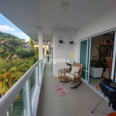 Casa com 475m², 7 quartos (sendo 7 suítes), 8 garagens, no bairro Canasvieiras em Florianópolis