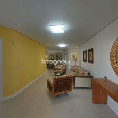 Casa com 475m², 7 quartos (sendo 7 suítes), 8 garagens, no bairro Canasvieiras em Florianópolis
