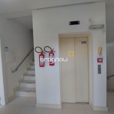 Casa com 475m², 7 quartos (sendo 7 suítes), 8 garagens, no bairro Canasvieiras em Florianópolis