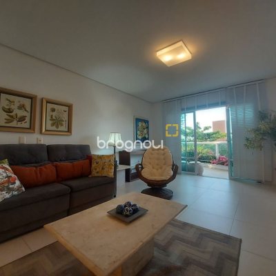 Casa com 475m², 7 quartos (sendo 7 suítes), 8 garagens, no bairro Canasvieiras em Florianópolis