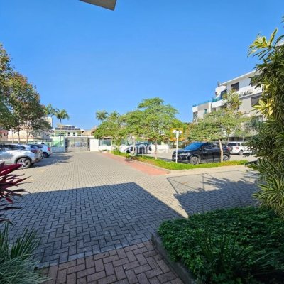 Cobertura com 165m², 5 quartos (sendo 1 suíte), 1 garagem, no bairro Ingleses em Florianópolis