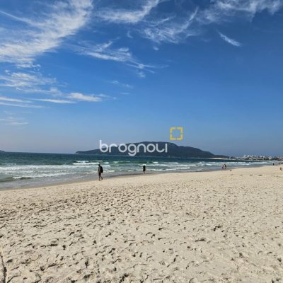 Cobertura com 165m², 5 quartos (sendo 1 suíte), 1 garagem, no bairro Ingleses em Florianópolis