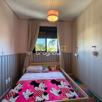 Casa com 200m², 3 quartos (sendo 3 suítes), 2 garagens, no bairro Cachoeira do Bom Jesus em Florianópolis