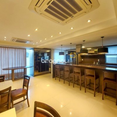 Apartamento com 128m², 3 quartos (sendo 1 suíte), 2 garagens, no bairro Agronômica em Florianópolis