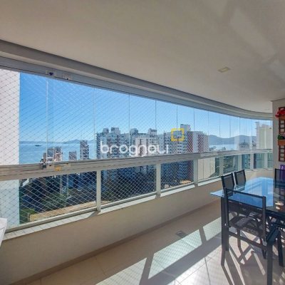 Apartamento com 128m², 3 quartos (sendo 1 suíte), 2 garagens, no bairro Agronômica em Florianópolis