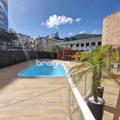 Apartamento com 65m², 2 quartos (sendo 1 suíte), 1 garagem, no bairro Itacorubi em Florianópolis