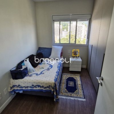 Apartamento com 65m², 2 quartos (sendo 1 suíte), 1 garagem, no bairro Itacorubi em Florianópolis