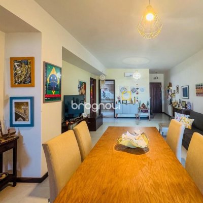 Apartamento com 145m², 3 quartos (sendo 1 suíte), 3 garagens, no bairro Lagoa da Conceição em Florianópolis