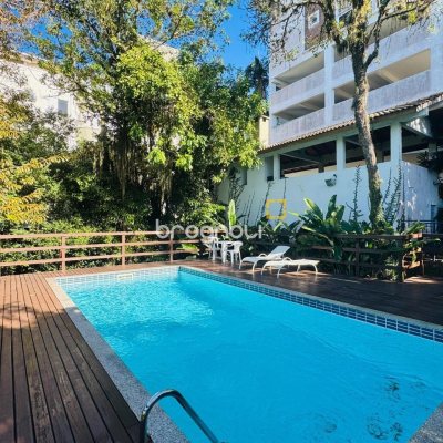 Apartamento com 145m², 3 quartos (sendo 1 suíte), 3 garagens, no bairro Lagoa da Conceição em Florianópolis