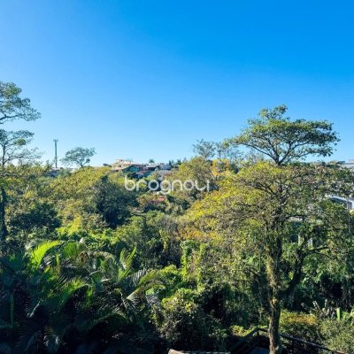 Apartamento com 145m², 3 quartos (sendo 1 suíte), 3 garagens, no bairro Lagoa da Conceição em Florianópolis