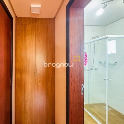 Apartamento com 145m², 3 quartos (sendo 1 suíte), 3 garagens, no bairro Lagoa da Conceição em Florianópolis