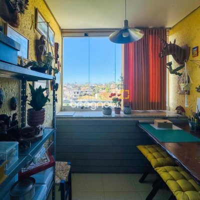 Apartamento com 145m², 3 quartos (sendo 1 suíte), 3 garagens, no bairro Lagoa da Conceição em Florianópolis
