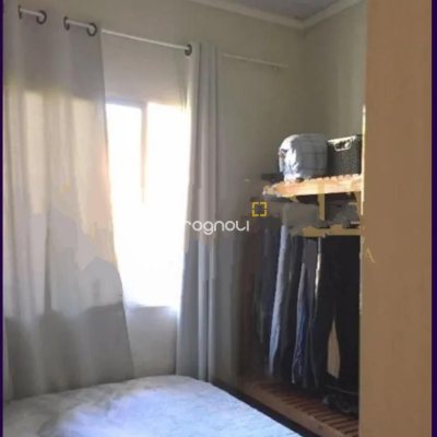 Casa com 120m², 2 quartos, 1 garagem, no bairro Estreito em Florianópolis