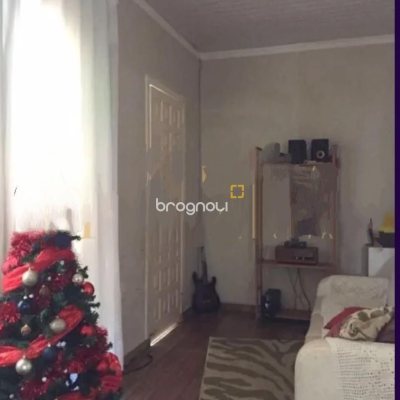 Casa com 120m², 2 quartos, 1 garagem, no bairro Estreito em Florianópolis