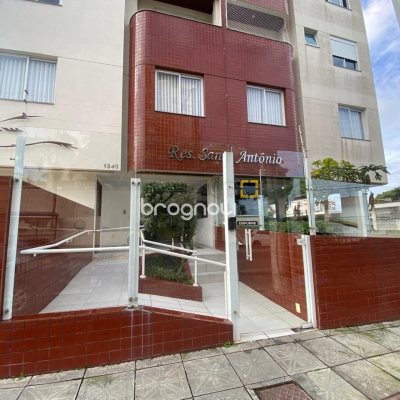 Cobertura com 99m², 3 quartos (sendo 3 suítes), 2 garagens, no bairro Capoeiras em Florianópolis