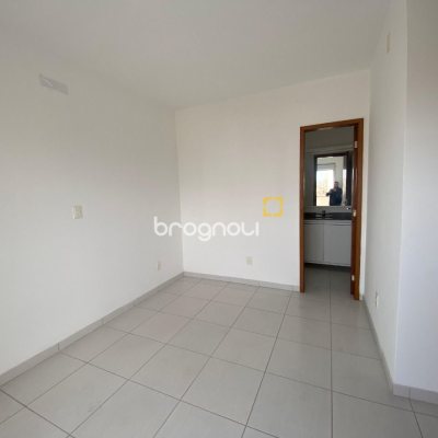 Cobertura com 99m², 3 quartos (sendo 3 suítes), 2 garagens, no bairro Capoeiras em Florianópolis