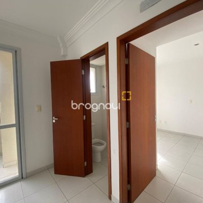 Cobertura com 97m², 3 quartos (sendo 3 suítes), 2 garagens, no bairro Capoeiras em Florianópolis