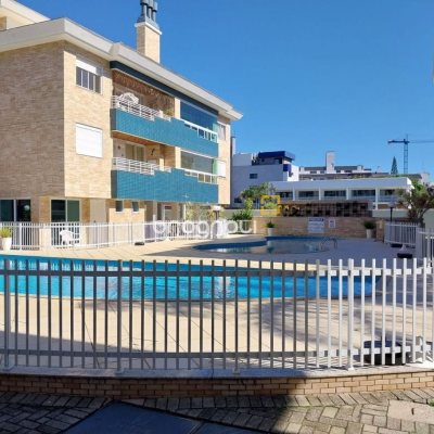 Cobertura com 272m², 4 quartos (sendo 3 suítes), 3 garagens, no bairro Ingleses em Florianópolis