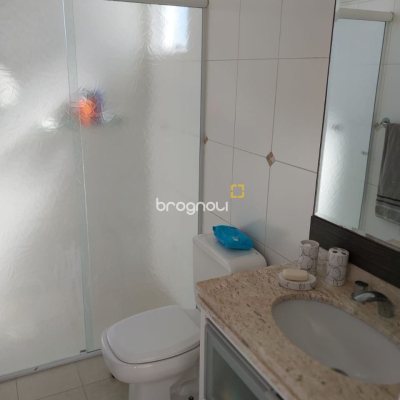 Cobertura com 272m², 4 quartos (sendo 3 suítes), 3 garagens, no bairro Ingleses em Florianópolis