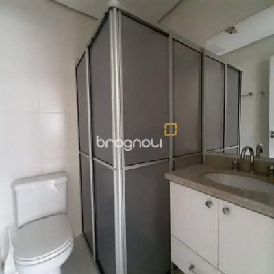 Apartamento com 78m², 2 quartos (sendo 1 suíte), 1 garagem, no bairro Trindade em Florianópolis