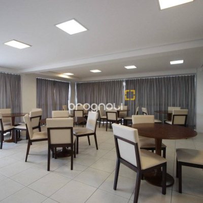 Apartamento com 78m², 2 quartos (sendo 1 suíte), 1 garagem, no bairro Trindade em Florianópolis