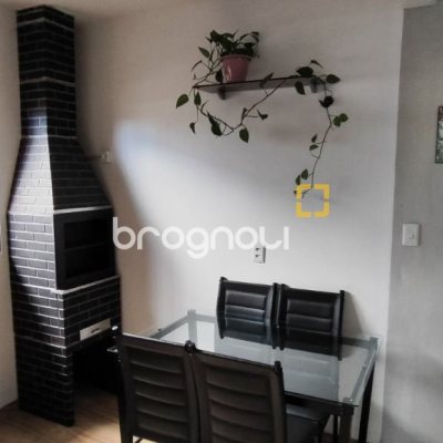 Casa com 311m², 3 quartos (sendo 1 suíte), 3 garagens, no bairro Serraria em São José