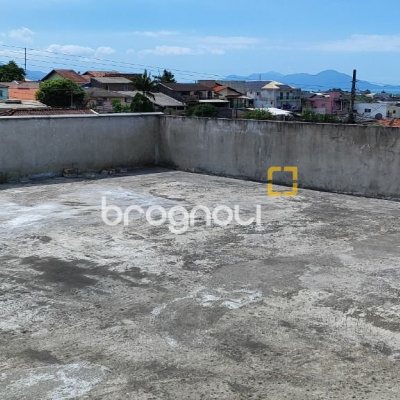 Casa com 311m², 3 quartos (sendo 1 suíte), 3 garagens, no bairro Serraria em São José