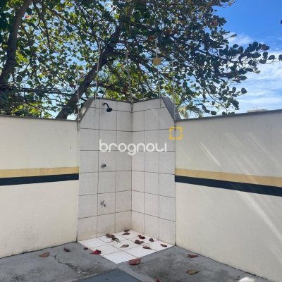 Cobertura com 229m², 3 quartos (sendo 3 suítes), 2 garagens, no bairro Canasvieiras em Florianópolis