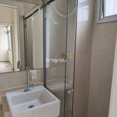 Apartamento com 193m², 3 quartos (sendo 1 suíte), 2 garagens, no bairro Centro em Florianópolis