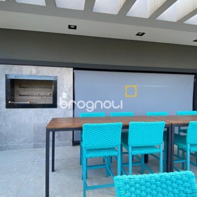 Apartamento com 71m², 2 quartos (sendo 1 suíte), 1 garagem, no bairro Cacupé em Florianópolis