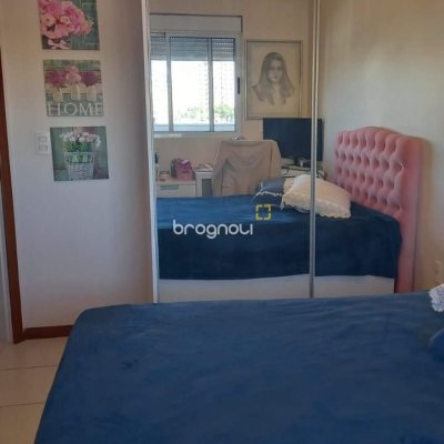 Apartamento com 133m², 4 quartos (sendo 2 suítes), 2 garagens, no bairro Estreito em Florianópolis