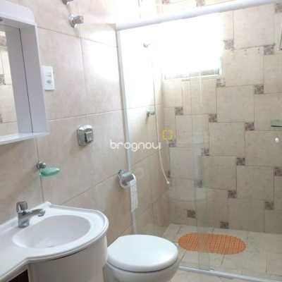 Casa com 113m², 4 quartos (sendo 1 suíte), 4 garagens, no bairro Ingleses em Florianópolis