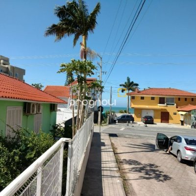 Casa com 113m², 4 quartos (sendo 1 suíte), 4 garagens, no bairro Ingleses em Florianópolis