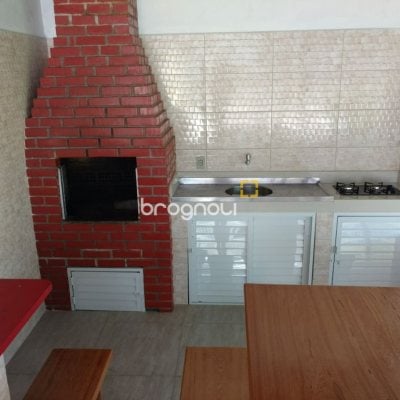 Casa com 113m², 4 quartos (sendo 1 suíte), 4 garagens, no bairro Ingleses em Florianópolis
