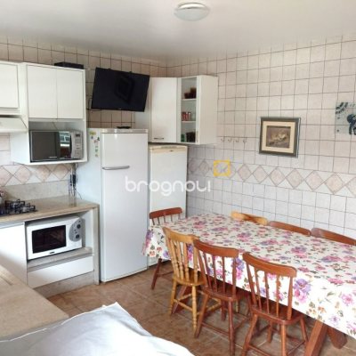 Casa com 113m², 4 quartos (sendo 1 suíte), 4 garagens, no bairro Ingleses em Florianópolis