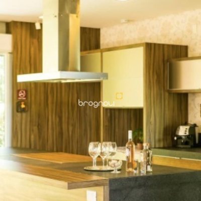 Casa com 929m², 5 quartos (sendo 3 suítes), 5 garagens, no bairro João Paulo em Florianópolis