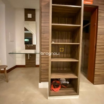 Casa com 929m², 5 quartos (sendo 3 suítes), 5 garagens, no bairro João Paulo em Florianópolis